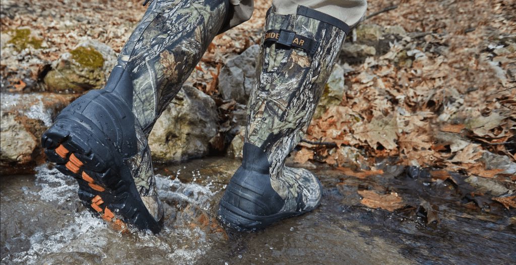 The Guide Gear 17inch 2,400gram Ankle Fit Rubber Boot Superior